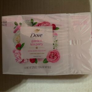 Dove Limited Edition Rose Berry Bouquet Garden Tea Party 4 Pack Beauty Bar